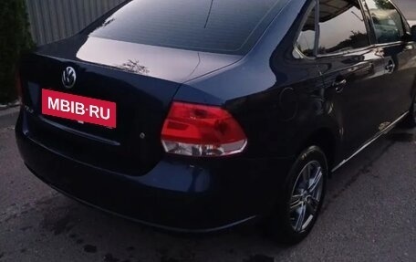Volkswagen Polo VI (EU Market), 2012 год, 799 000 рублей, 2 фотография