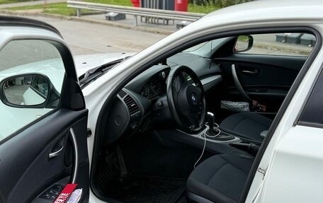 BMW 1 серия, 2010 год, 850 000 рублей, 8 фотография