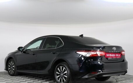 Toyota Camry, 2020 год, 2 749 000 рублей, 7 фотография