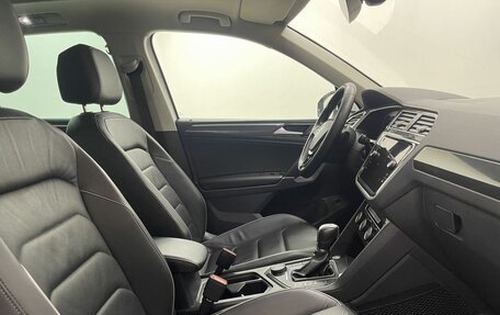 Volkswagen Tiguan II, 2018 год, 3 289 000 рублей, 11 фотография