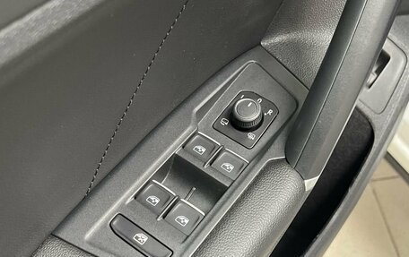 Volkswagen Tiguan II, 2018 год, 3 289 000 рублей, 17 фотография