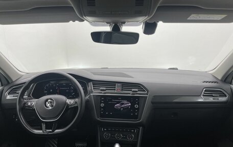 Volkswagen Tiguan II, 2018 год, 3 289 000 рублей, 19 фотография