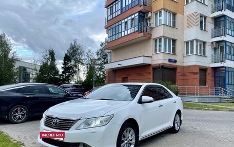 Toyota Camry, 2012 год, 1 400 000 рублей, 2 фотография