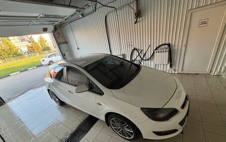 Opel Astra J, 2015 год, 1 200 000 рублей, 5 фотография