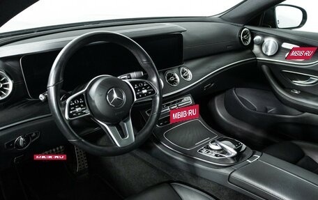 Mercedes-Benz E-Класс, 2019 год, 3 745 000 рублей, 11 фотография