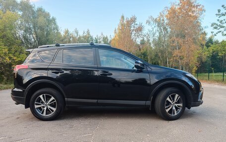 Toyota RAV4, 2018 год, 2 480 000 рублей, 2 фотография