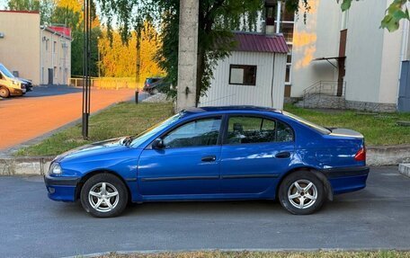 Toyota Avensis III рестайлинг, 1999 год, 265 000 рублей, 6 фотография
