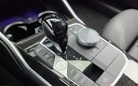 BMW 3 серия, 2022 год, 3 700 000 рублей, 10 фотография