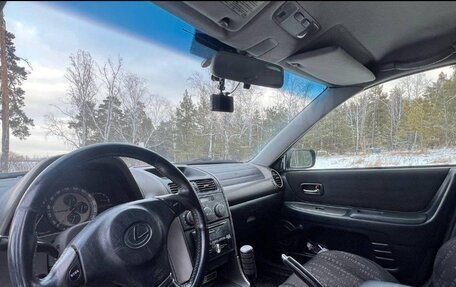 Lexus IS II рестайлинг 2, 1999 год, 750 000 рублей, 2 фотография