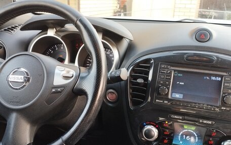 Nissan Juke II, 2011 год, 930 000 рублей, 9 фотография