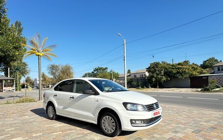Volkswagen Polo VI (EU Market), 2015 год, 960 000 рублей, 1 фотография
