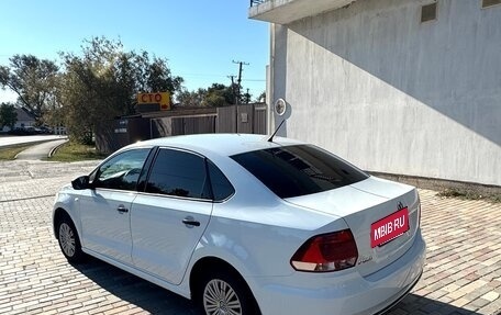 Volkswagen Polo VI (EU Market), 2015 год, 960 000 рублей, 2 фотография