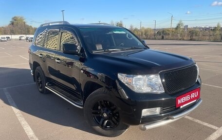 Toyota Land Cruiser 200, 2011 год, 3 000 000 рублей, 2 фотография