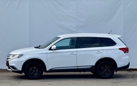 Mitsubishi Outlander III рестайлинг 3, 2016 год, 1 949 000 рублей, 8 фотография