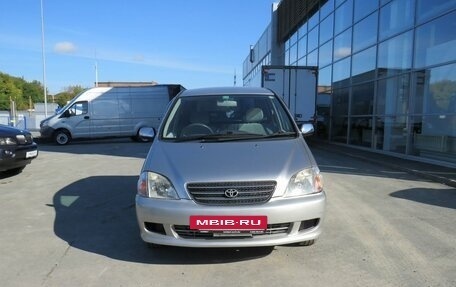 Toyota Nadia, 2000 год, 647 000 рублей, 2 фотография