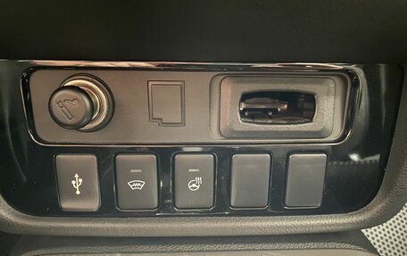 Mitsubishi Outlander III рестайлинг 3, 2019 год, 1 919 000 рублей, 18 фотография