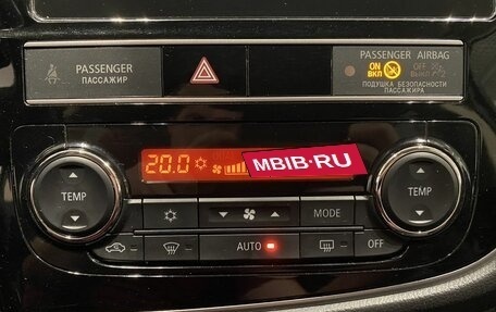 Mitsubishi Outlander III рестайлинг 3, 2019 год, 1 919 000 рублей, 17 фотография