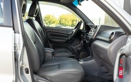 Toyota RAV4, 2002 год, 830 000 рублей, 19 фотография