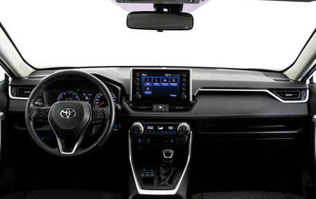 Toyota RAV4, 2020 год, 3 799 000 рублей, 14 фотография
