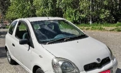 Toyota Vitz, 1999 год, 354 999 рублей, 1 фотография