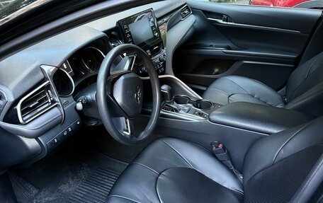 Toyota Camry, 2021 год, 2 150 000 рублей, 10 фотография