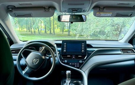 Toyota Camry, 2021 год, 2 150 000 рублей, 8 фотография