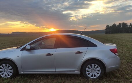 Chevrolet Cruze II, 2010 год, 550 000 рублей, 1 фотография