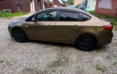Opel Astra J, 2012 год, 615 000 рублей, 6 фотография