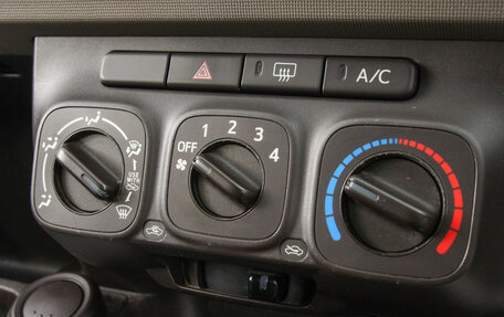 Toyota Passo III, 2015 год, 849 000 рублей, 7 фотография