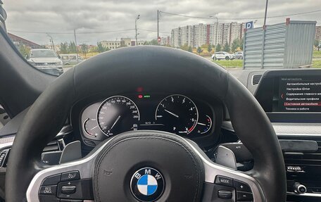 BMW 5 серия, 2019 год, 2 950 000 рублей, 6 фотография