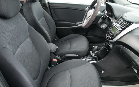 Hyundai Solaris II рестайлинг, 2012 год, 899 000 рублей, 22 фотография