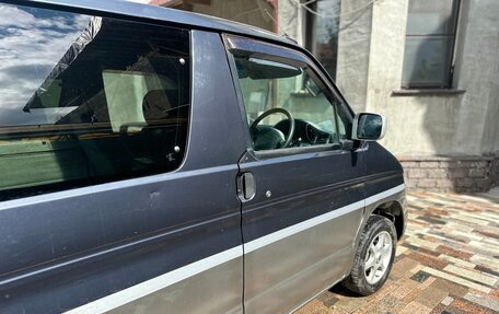 Mazda Bongo Friendee i рестайлинг, 1997 год, 520 000 рублей, 7 фотография