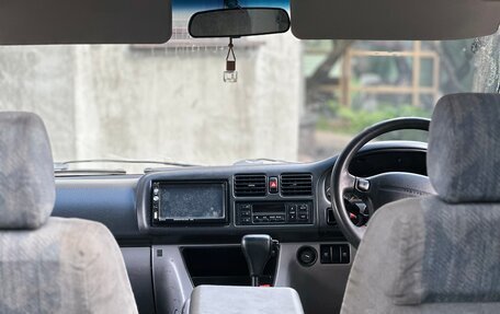 Mazda Bongo Friendee i рестайлинг, 1997 год, 520 000 рублей, 17 фотография