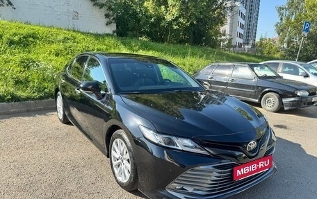 Toyota Camry, 2019 год, 2 680 000 рублей, 8 фотография