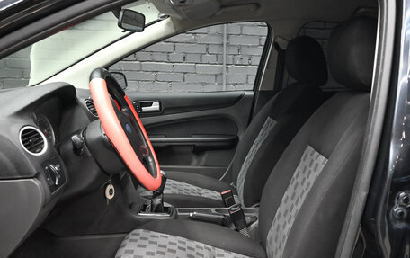 Ford Focus II рестайлинг, 2007 год, 400 000 рублей, 17 фотография