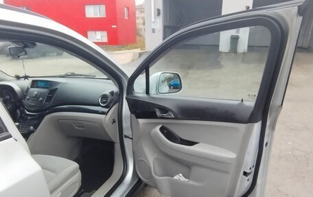 Chevrolet Orlando I, 2012 год, 1 075 000 рублей, 15 фотография