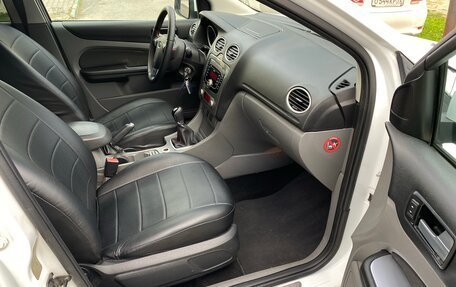 Ford Focus II рестайлинг, 2010 год, 579 000 рублей, 21 фотография