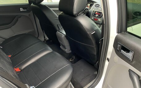 Ford Focus II рестайлинг, 2010 год, 579 000 рублей, 20 фотография