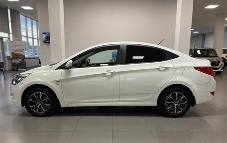 Hyundai Solaris II рестайлинг, 2015 год, 1 030 000 рублей, 2 фотография