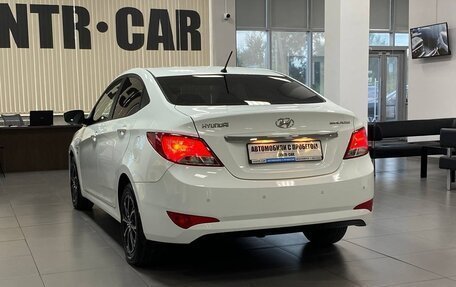 Hyundai Solaris II рестайлинг, 2015 год, 1 030 000 рублей, 3 фотография