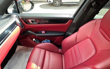 Porsche Cayenne III, 2021 год, 9 999 999 рублей, 10 фотография