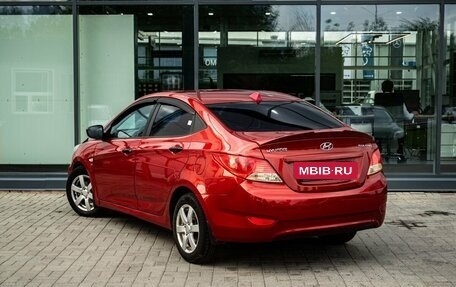 Hyundai Solaris II рестайлинг, 2013 год, 800 000 рублей, 2 фотография