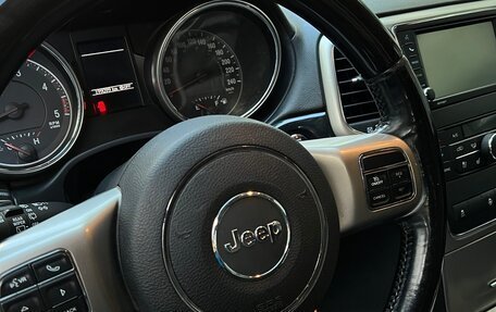 Jeep Grand Cherokee, 2012 год, 1 600 000 рублей, 13 фотография