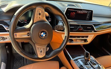 BMW 7 серия, 2019 год, 8 000 000 рублей, 13 фотография
