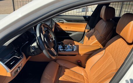 BMW 7 серия, 2019 год, 8 000 000 рублей, 12 фотография