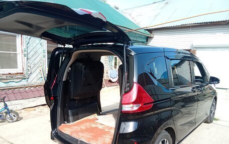 Honda Freed II, 2018 год, 1 600 000 рублей, 5 фотография