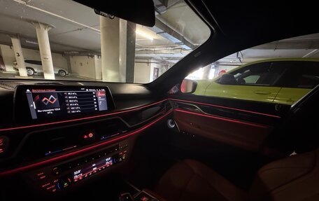 BMW 7 серия, 2019 год, 8 000 000 рублей, 18 фотография