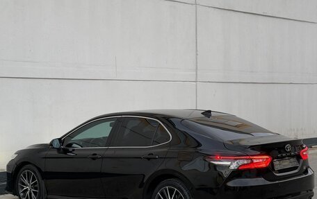 Toyota Camry, 2021 год, 2 590 000 рублей, 5 фотография