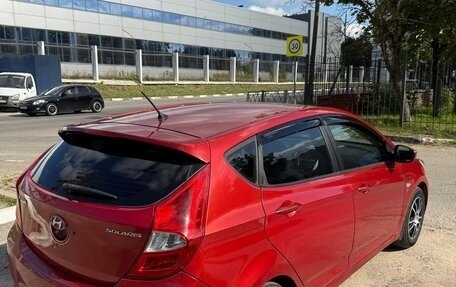 Hyundai Solaris II рестайлинг, 2011 год, 800 000 рублей, 4 фотография