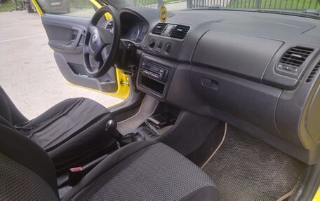 Skoda Fabia II, 2012 год, 370 000 рублей, 2 фотография